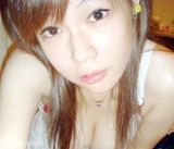 组图：台湾32F巨乳徐湘婷被疑患巨乳症