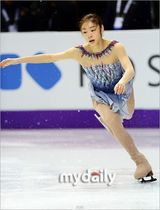 组图：金妍儿世界花样滑冰锦标赛短节目居首