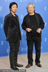 幻灯：《毛毛虫》导演若松孝二携志摩大西亮相