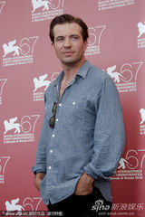 高清：《无果之路》媒体会 索萨蒙露甜笑和导演密语