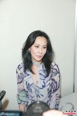 组图：刘嘉玲：周星驰九十度鞠躬叫我嘉玲姐