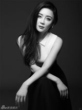 组图：袁姗姗曝黑白写真 知性优雅完美蜕变