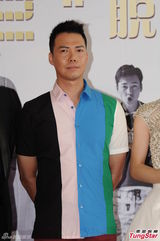 组图：黄宗泽新片发布会卖萌逃避结婚话题