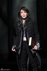 帅气到尖叫 宝冢top“男役”女扮男装