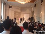 组图：吕丽萍儿子娶90后新娘 生父张丰毅未出席