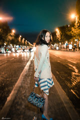 组图：恋爱中的宝贝！周迅透视装写真甜又美