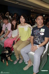 组图：梁咏琪祝福郑伊健婚讯 刘青云无生子打算