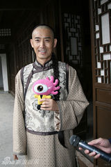 幻灯图：《黄梅戏》开机 曹曦文马跃成精神伴侣