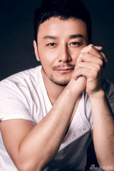 组图：刘牧全新写真曝光打造帅气型男范