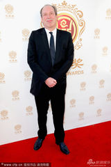 组图：华鼎奖美国开幕 奥兰多与刘玉玲助阵红毯