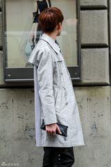 组图：张翰下岗李菲儿当导游 郑佩佩爱女探班