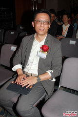 组图：曝王维基十万一集邀李心洁拍剧 拒透详情