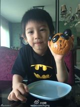 组图：儿童节萌娃当道！众星晒亲子照欢乐过节