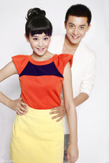 组图：海陆李佳航拍写真送祝福 戏里戏外默契十足