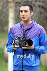 组图：韩国演员赵汉善入伍 称会好好服役