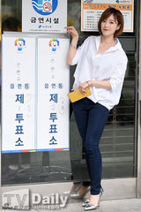 组图：T-ara等参与选举投票 美女如云风景独好