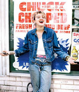 [青春照相馆]少女期麦当娜：性感与清纯并存