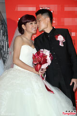 组图：米可白台北完婚 姚元浩直呼还不想结婚