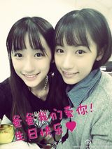 组图：复旦双胞胎姐妹花走红 清纯可爱电晕宅男