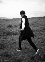 组图：许嵩最新写真曝光 新专辑本月将发　