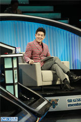 组图：《演说家》林志颖当村长 乐嘉追女支招