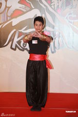 组图：惠英红低胸出镜否认旧绯闻 无线功夫新星打响