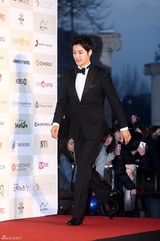 高清组图：韩国Gaon颁奖bigbang CNBLUE等亮相