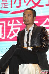 组图：王珞丹反悔票房好就嫁人 自夸优秀被剩下