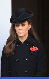 组图：威廉王子夫妇出席阵亡将士纪念日活动