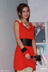 组图：Angelababy靓丽现身生日会 避谈黄晓明