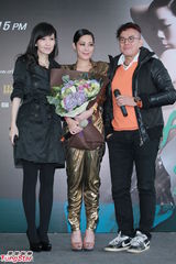 组图：关淑怡为子献唱 谭咏麟周慧敏同台助阵