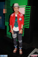 组图：林嘉欣出席活动称要放手让小孩独立