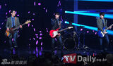 组图：《M！Countdown》现场公开 CNBLUE喜获冠军