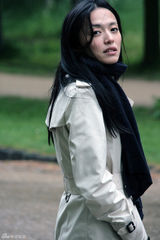 高清图：姚晨游凡尔赛宫 化身学院派淑女清纯自然