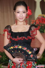 组图：TVB众花旦古装争艳 林秀怡低胸半露