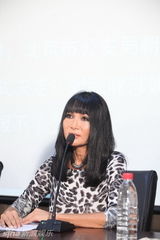 组图：张咪诈骗门沉冤得雪 告举报人侵名誉权