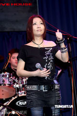 幻灯图：林晓培发专辑劲装亮相 劲歌热舞激情四射