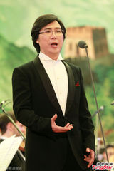 组图：歌唱家廖昌永唱响人民大会堂