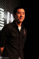 幻灯组图：华语榜中榜成都揭幕 潘玮柏张靓颖站台