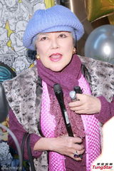 组图：邵音音出席活动支持成龙当艺人协会会长