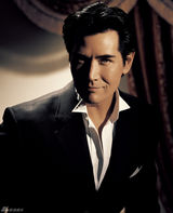 策划：费翔旧照回顾 英俊少年变性感大叔