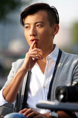 组图：是安时尚街拍曝光 阳光帅气潇洒爽朗