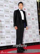 组图：众星闪耀大钟盛宴 河智苑金秀贤成焦点