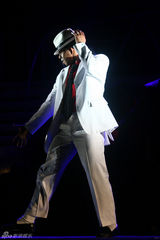 高清图：《颤栗现场》北京上演 演绎杰克逊经典