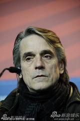 高清组图：《商海通牒》发布 影帝凯文-史派西亮相