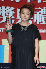 组图：徐佳莹专辑捧奖 金曲奖将撞旧爱不怕尴尬