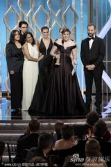 组图：《都市女孩》获音乐/喜剧类最佳系列剧