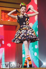 组图：少女时代打榜两连冠 2NE1回归女团争霸