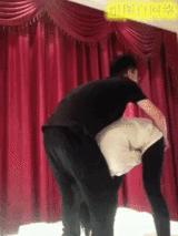 秒娱连珠：一吻定情!亲出技术含量