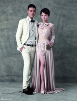 组图：杜淳姚迪演绎礼服婚纱 延续雪山婚礼